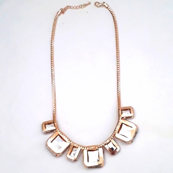 GOLDTONE WITH YELLOW CRYSTAL NECKLACE - Picture 7 of 8